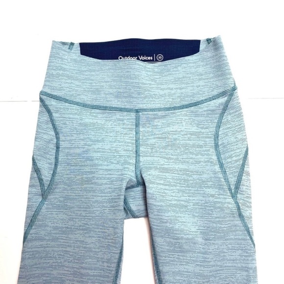 Outdoor Voices Core 3/4 Leggings Workout Tights Light Blue Green - Picture 3 of 9